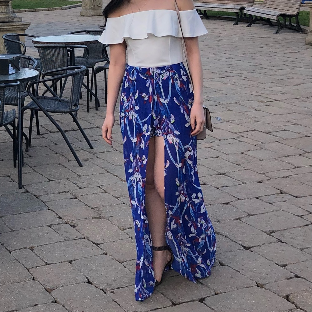 Luxxel White and Blue Floral Skort with a Train